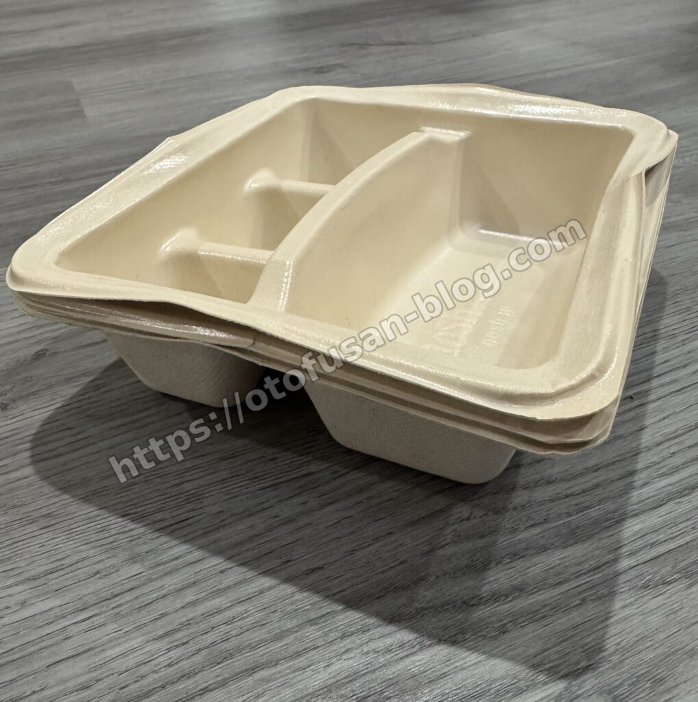 nosh(ナッシュ)の食べ終わった後の使い捨てトレー容器